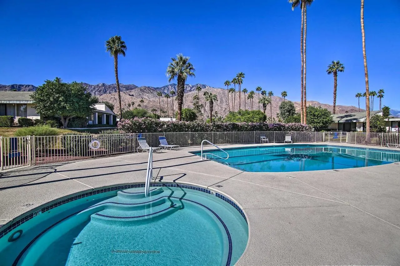 Vila Modern Palm Springs Gem - Pool Access And Mtn Views Prázdninový dům